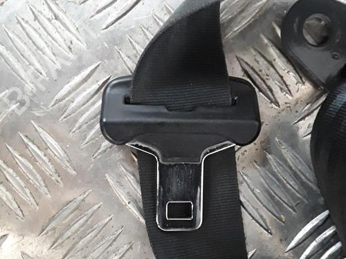 Używane Napinacz pasa bezpieczeństwa przedni prawy PEUGEOT 306 Hatchback (7A, 7C, N3, N5) 1.8 16V (110 hp) 30026770