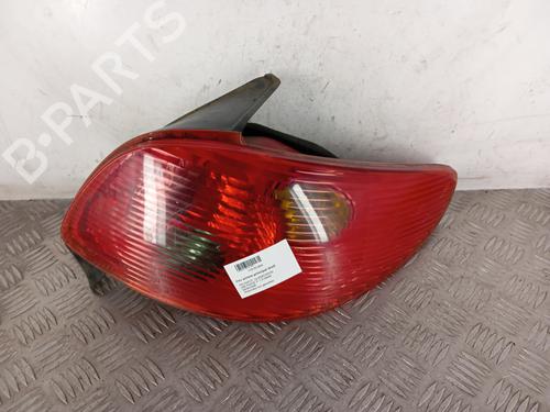 Used Right taillight PEUGEOT 206 Hatchback (2A/C) 1.4 HDi eco 70 (68 hp) 31036110