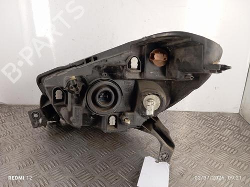 right-headlight-dacia-dokker-mpv-ke_-2012-2013-2014-2015-2016-2017-2018-2019-2020-2021-37021998 main image
