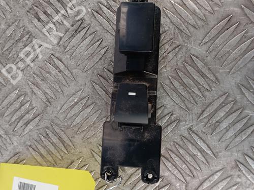Used Right rear window switch Right rear window switch HYUNDAI TUCSON (TL, TLE) 1.7 CRDi (141 hp) 34720620 34720620