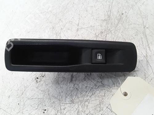 Højre bagtil elrude kontakt RENAULT SCÉNIC III (JZ0/1_) 1.6 dCi (JZ00, JZ12) (130 hp) 30021724