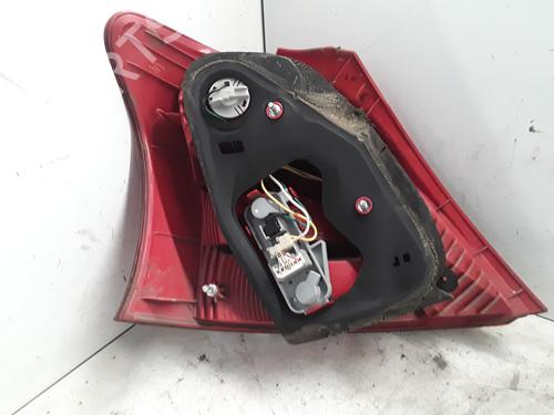 Right taillight TOYOTA YARIS (_P9_) 1.3 VVT-i (SCP90_, SCP90R) | BP30020641C35 
