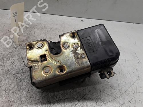 Zamek drzwi przednich prawych PEUGEOT 206 Hatchback (2A/C) 1.6 i | BP30015610C97 