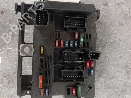 Used Fuse box PEUGEOT 206 Hatchback (2A/C) 2.0 HDI 90 (90 hp) 30025519