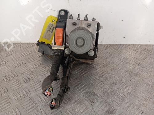Used ABS pump ABS pump PEUGEOT 308 SW II (LC_, LJ_, LR_, LX_, L4_) 2.0 BlueHDi 150 (150 hp) 33850521 33850521