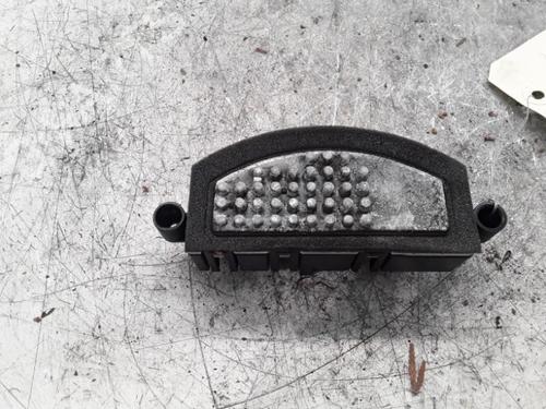 Used Heater resistor MERCEDES-BENZ GLA-CLASS (X156) GLA 200 CDI / d (156.908) (136 hp) 30019309