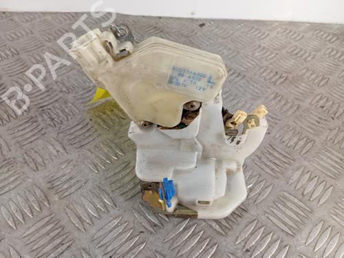 Used Rear left lock NISSAN X-TRAIL I (T30) 2.2 dCi 4x4 (136 hp) 32190052