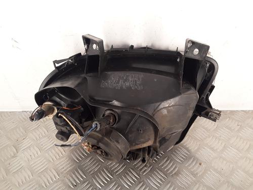 Used Right headlight Right headlight 30011708 30011708