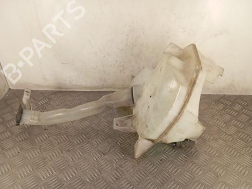 windscreen-washer-tank-toyota-rav-4-ii-_a2_-2000-2001-2002-2003-2004-2005-31834220 main image