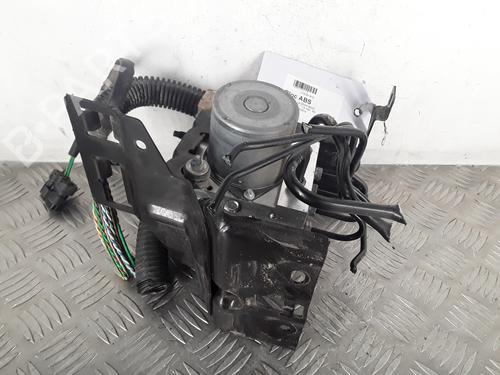 Used ABS pump CITROËN C4 II (NC_) 1.6 HDi 115 (114 hp) 30011546