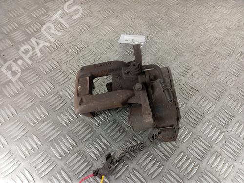 Used Right rear brake caliper PEUGEOT 3008 II SUV (MC_, MR_, MJ_, M4_) 1.5 BlueHDi 130 (131 hp) 31064274
