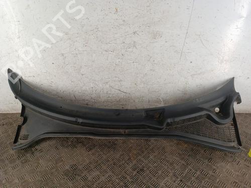 Used Scuttle panel FIAT 500X (334_) 1.6 D Multijet (334AXA1B, 334AXA11) (120 hp) 31129807