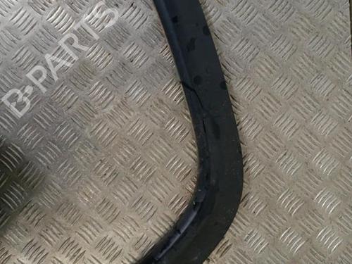 Used Rear left wheel arch trim JEEP COMPASS (MP, M6, MV, M7) 2.0 CRD 4x4 (140 hp) 30013773