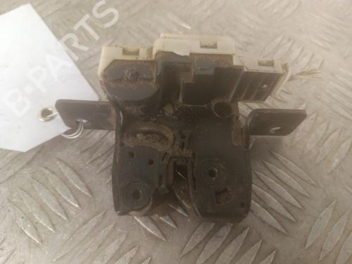 Used Tailgate lock RENAULT GRAND SCÉNIC II (JM0/1_) 1.9 dCi (JM14) (131 hp) 30751261