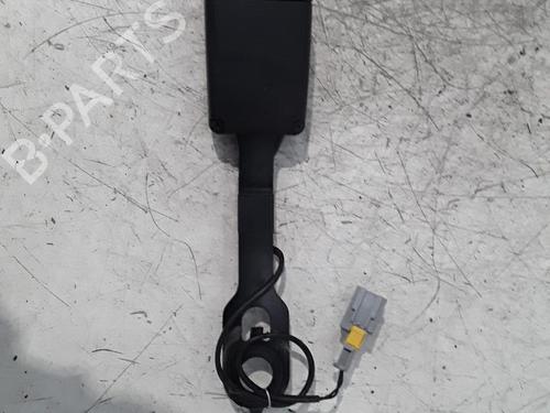 Sikkerhetsbelte-spenne PEUGEOT 208 I (CA_, CC_) 1.0 VTi (68 hp) 30011224