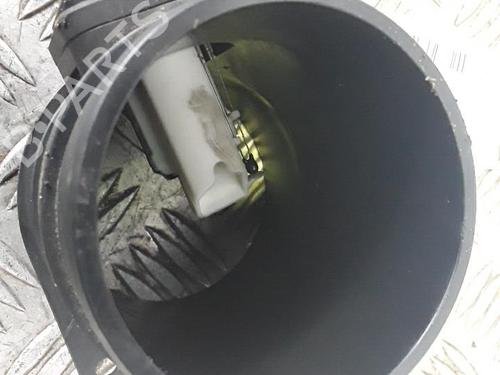 Mass air flow sensor PEUGEOT 407 SW (6E_, 6D_) 2.0 HDi 135 | BP30016768M95 