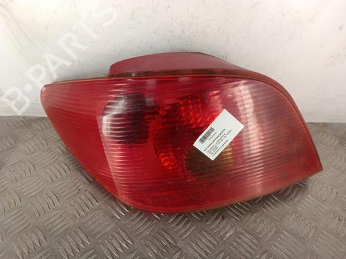 Używane Lampa tylna lewa PEUGEOT 307 (3A/C) 2.0 HDi 110 (107 hp) 30025010