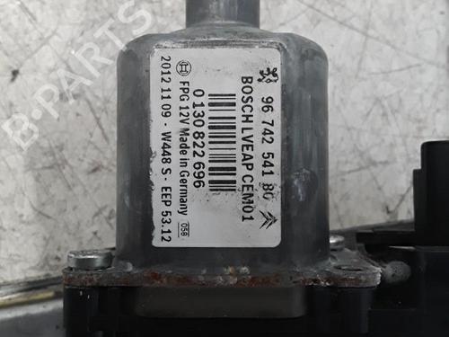 Used Front right window mechanism Front right window mechanism PEUGEOT 2008 I (CU_) 1.6 HDi (92 hp) 30026575 30026575