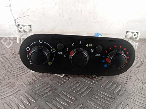 Used Climate control OPEL VIVARO B Van (X82) 1.6 CDTI (05) (146 hp) 31065964