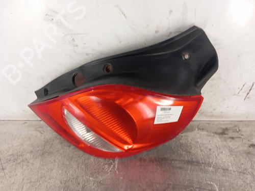 Used Right taillight RENAULT CLIO III (BR0/1, CR0/1) 1.2 16V (BR02, BR0J, BR11, CR02, CR0J, CR11) (75 hp) 30014208