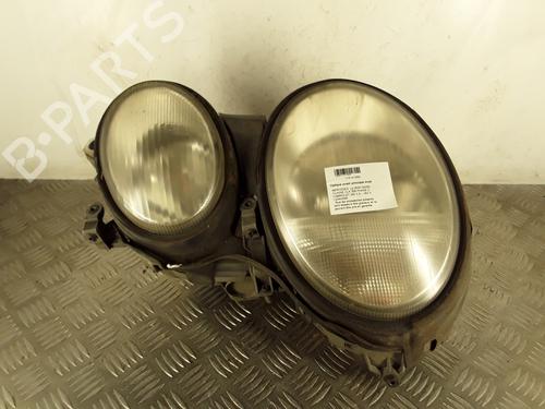 Used Right headlight MERCEDES-BENZ CLK Convertible (A208) CLK 320 (208.465) (218 hp) 30009933