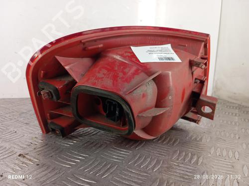 Right taillight VW PASSAT B6 Variant (3C5) 1.9 TDI | BP38638058C35 - Image 2