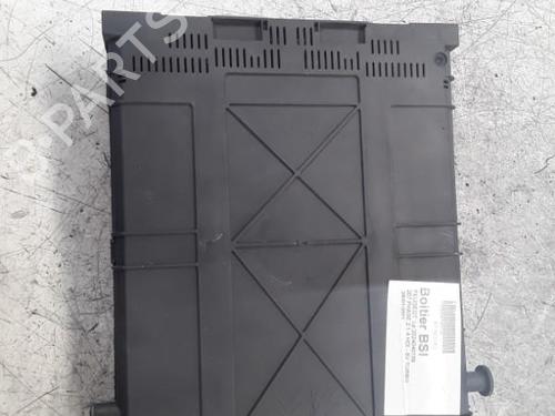 Boîte à Fusibles PEUGEOT 207 (WA_, WC_) 1.4 HDi (68 hp) 30024367