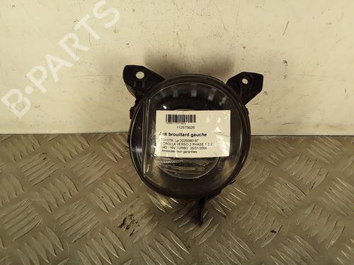 Used Left front fog light TOYOTA COROLLA Verso (ZER_, ZZE12_, R1_) 2.2 D-4D (AUR10_, AUR10R) (136 hp) 30011663