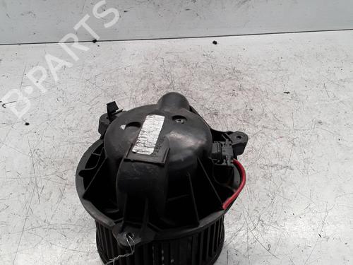 Used Heater blower motor OPEL VIVARO A Van (X83) 2.0 CDTI (F7) (114 hp) 30011301