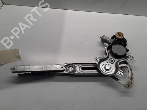 Alzavetro anteriore sinistro TOYOTA YARIS (_P9_) 1.4 D-4D (NLP90_, NLP90R) (90 hp) 30016052