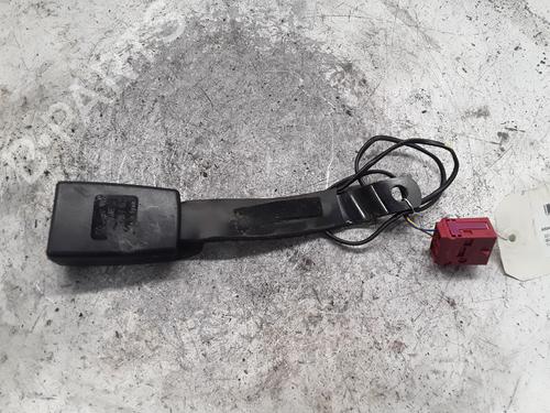 Used Seat buckle SEAT IBIZA IV (6J5, 6P1) 1.9 TDI (105 hp) 30010922