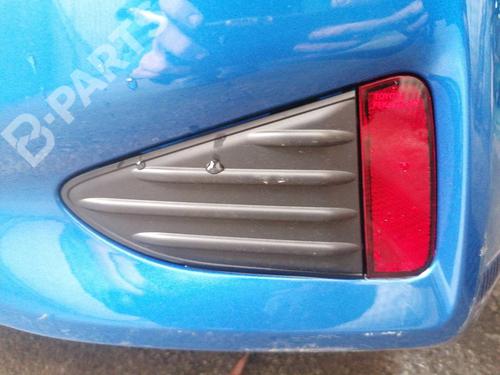 Used Rear bumper right light Rear bumper right light TOYOTA YARIS (_P13_) 1.0 (KSP130_, KSP130) (69 hp) 11106511 11106511