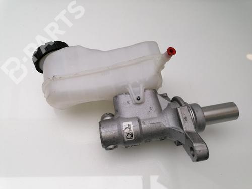 Used Master brake Master brake DACIA DUSTER (HM_) 1.5 dCi 115 (HMAD) (116 hp) 10737228 10737228