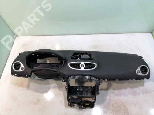 Used Dashboard Dashboard RENAULT CLIO III (BR0/1, CR0/1) 1.4 16V (98 hp) 4808895 4808895