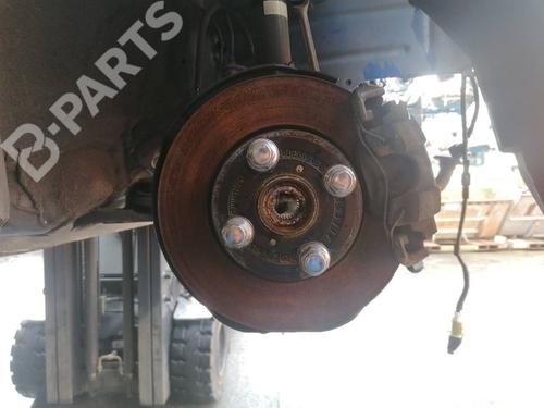 Used Right front steering knuckle Right front steering knuckle TOYOTA YARIS (_P13_) 1.0 (KSP130_, KSP130) (69 hp) 11106505 11106505