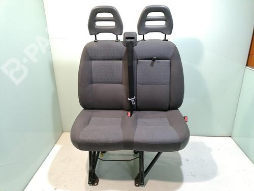 Used Right front seat Right front seat PEUGEOT BOXER Bus 2.2 HDi 120 (120 hp) 8825306 8825306