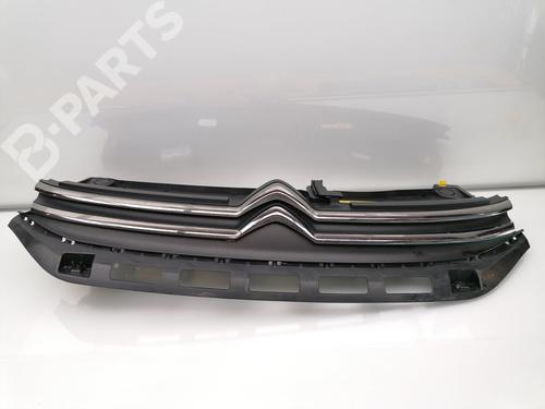 Used Front grille Front grille CITROËN C3 II (SC_) 1.6 BlueHDi 75 (75 hp) 8381894 8381894