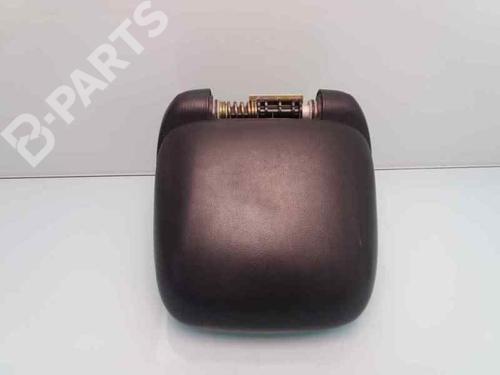 Used Armrest / Center console Armrest / Center console SUZUKI GRAND VITARA I (FT, HT) 2.0 HDI 110 16V 4x4 (SQ420D, TD83V) (109 hp) 7154165 7154165