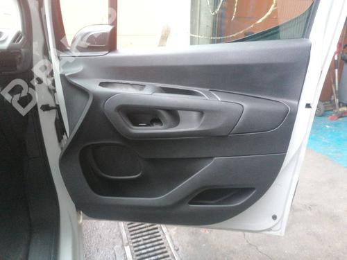 Used Right front door panel Right front door panel CITROËN BERLINGO Box Body/MPV (K9) 1.5 BlueHDi 100 (102 hp) 11179009 11179009