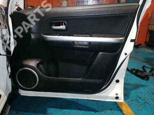 Used Right front door panel Right front door panel SUZUKI GRAND VITARA II (JT, TE, TD) 1.9 DDiS (JB419WD, JB419XD) (129 hp) 7063053 7063053