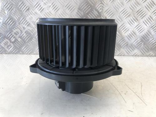 Gebläsemotor für KIA RIO II (JB) 1.4 16V (97 hp) 31785988