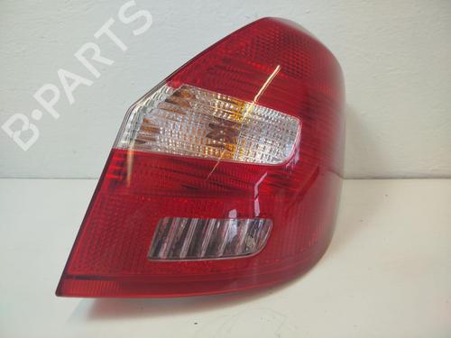 right-taillight-nissan-primera-hatchback-p11-1996-1997-1998-1999-2000-2001-2002-32097211 main image