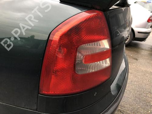 Left taillight SKODA OCTAVIA II (1Z3) 1.9 TDI | BP31787983C34