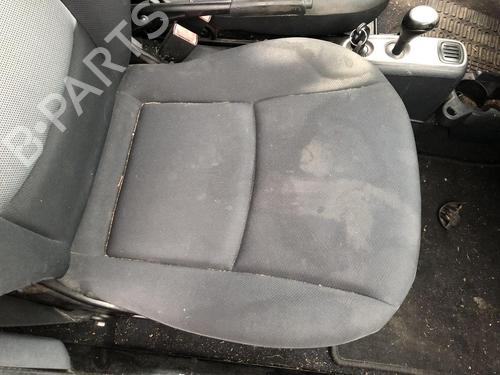 Right front seat SMART FORTWO Coupe (451) 0.8 CDi (451.301) | BP31791398C16