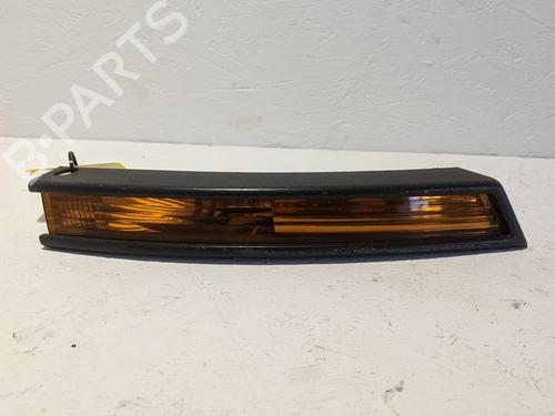 Clignotant avant droit VW PASSAT B6 Variant (3C5) 1.9 TDI (105 hp) 31786406