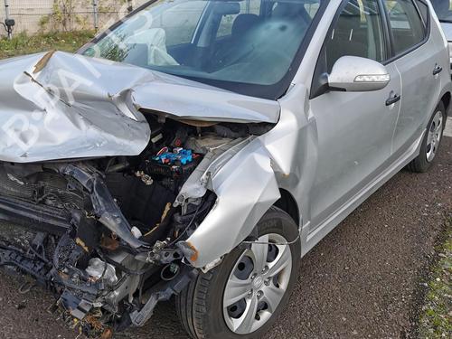 Used Parts HYUNDAI i30 Estate (FD) 1.4 (109 hp) 4401807