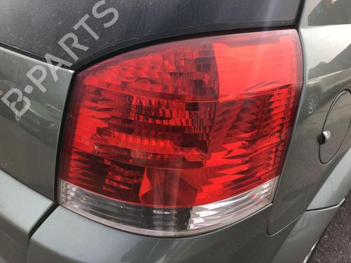 Used Right taillight Right taillight OPEL SIGNUM Hatchback (Z03) 1.8 (F48) (122 hp) 33005526 33005526