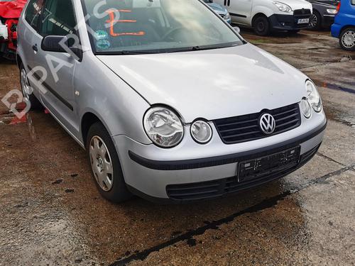 Used Parts VW POLO IV (9N_, 9A_) 1.2 (54 hp) 4402132