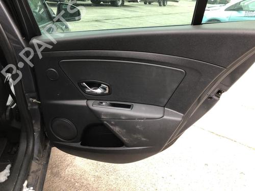 Bageste højre beklædning RENAULT MEGANE III Grandtour (KZ0/1) 2.0 dCi (163 hp) 31959178