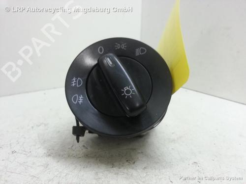Comutador luzes VW GOLF PLUS V (5M1, 521) 1.6 FSI (115 hp) 31778592